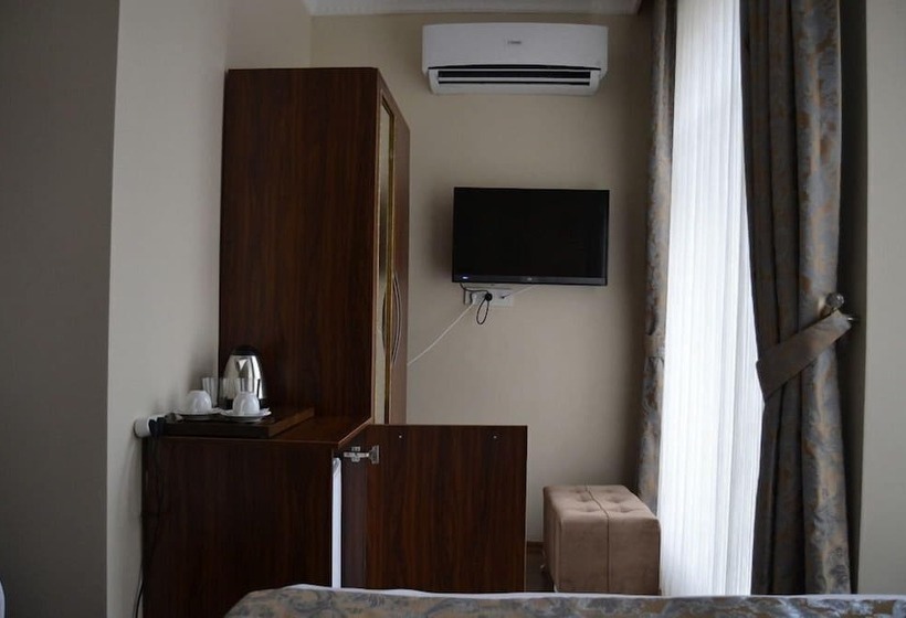 Delüks Üç Kişilik Oda, Stone Art