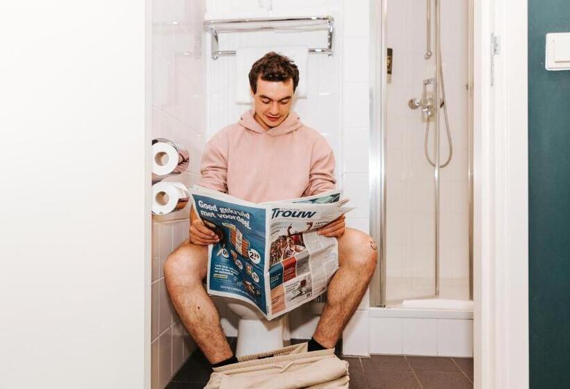 استوديو إقتصادى, The Hague Teleport