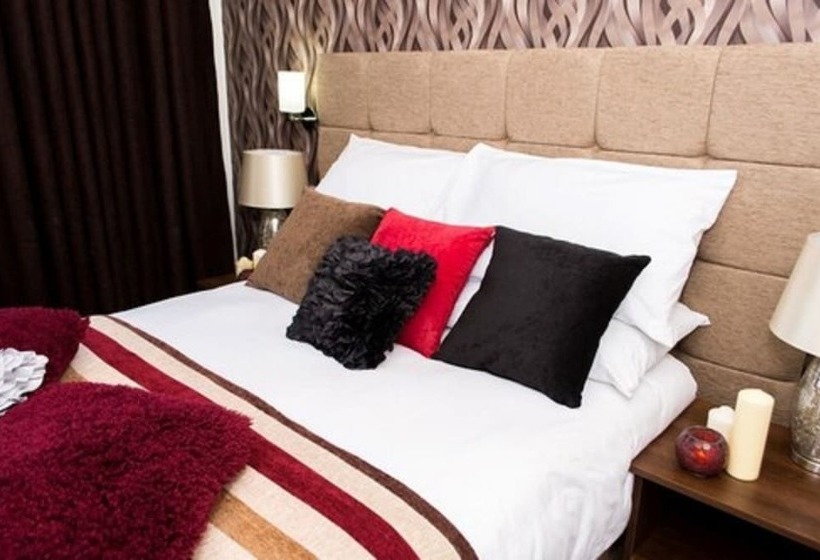 Семейный Номер, Trivelles Mayfair,stockport