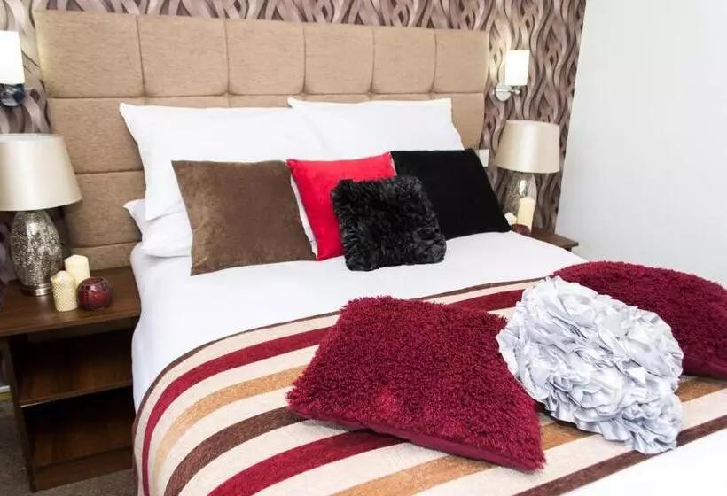 اتاق اجرایی, Trivelles Mayfair,stockport