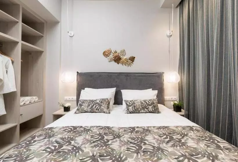 اتاق استاندارد چهارنفره با بالکن, Melina Oasis Boutique