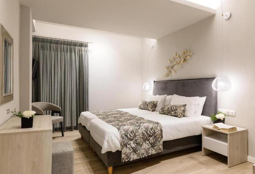 带阳台标准四人间, Melina Oasis Boutique