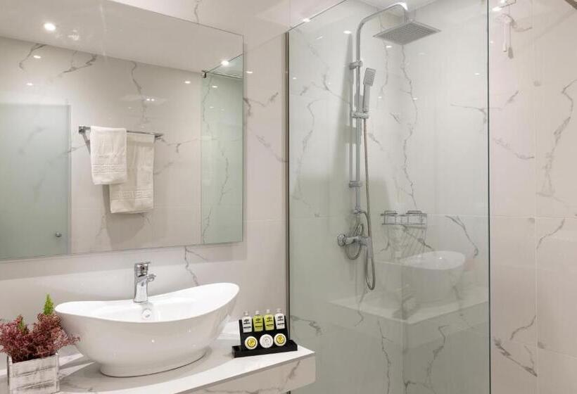 带阳台标准四人间, Melina Oasis Boutique