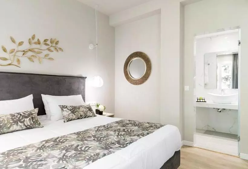 اتاق استاندارد سه تخته با بالکن, Melina Oasis Boutique