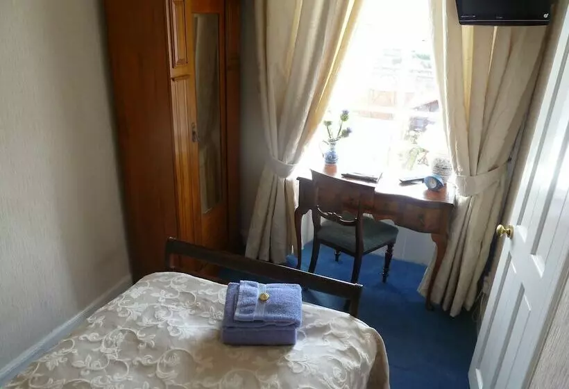 اتاق استاندارد یک نفره, Burnside Guest House