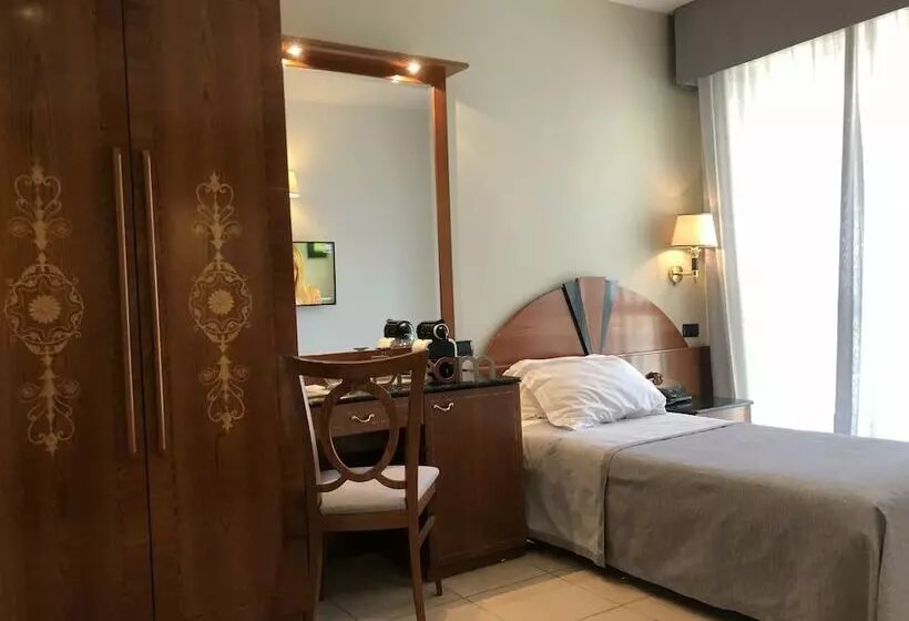 Standard Yhden Hengen Huone, Ariae Dépendance   Alihotels