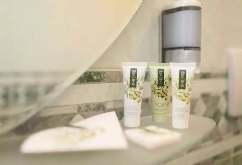 Standard Yhden Hengen Huone, Ariae Dépendance   Alihotels