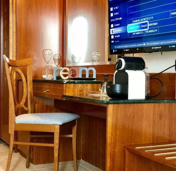 Standard Kolmen Hengen Huone, Ariae Dépendance   Alihotels