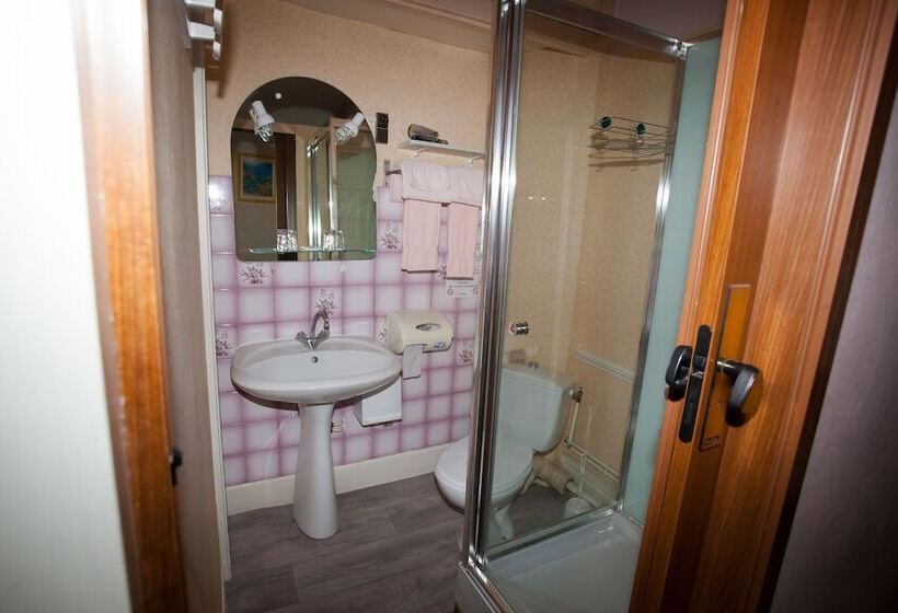 스탠다드 룸, De La Cité