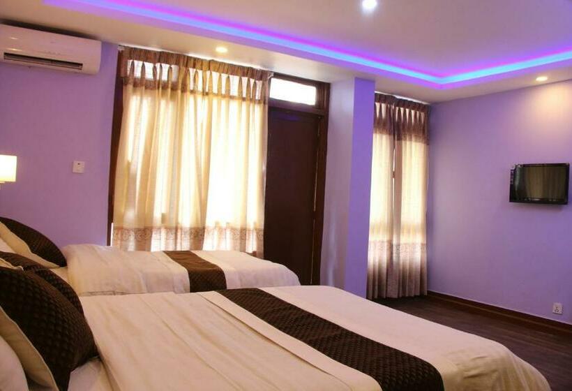 اتاق لوکس, Gallery Nepal