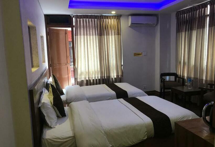 اتاق لوکس, Gallery Nepal