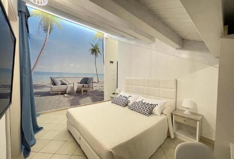 Comfort room with balcony, Liberty Beach Parking & Beach Included