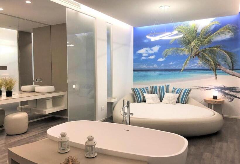 带海景的复工套房, Liberty Beach Parking & Beach Included