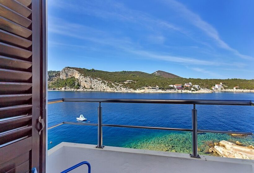 Triple Room Sea View, Timun