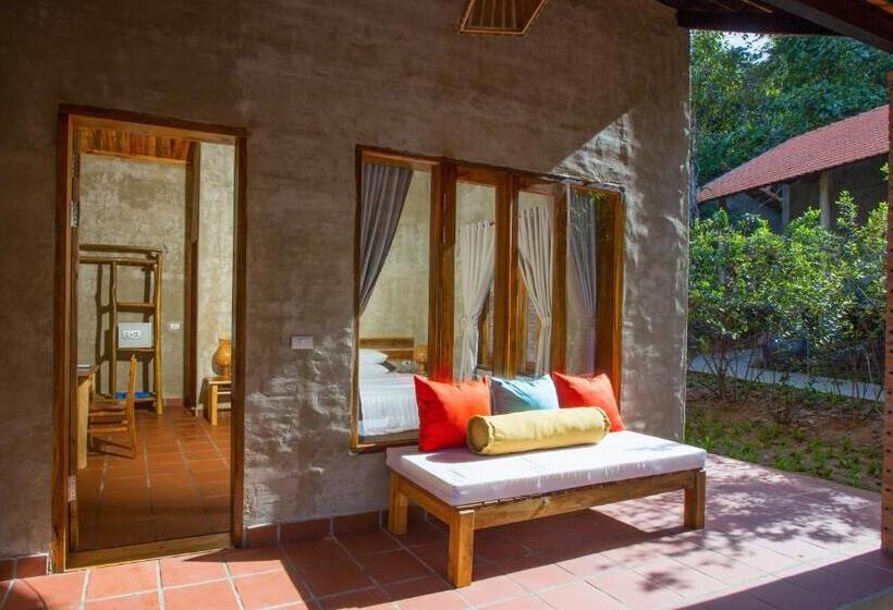 Superior bungalow garden view, Valley Village Phu Quoc