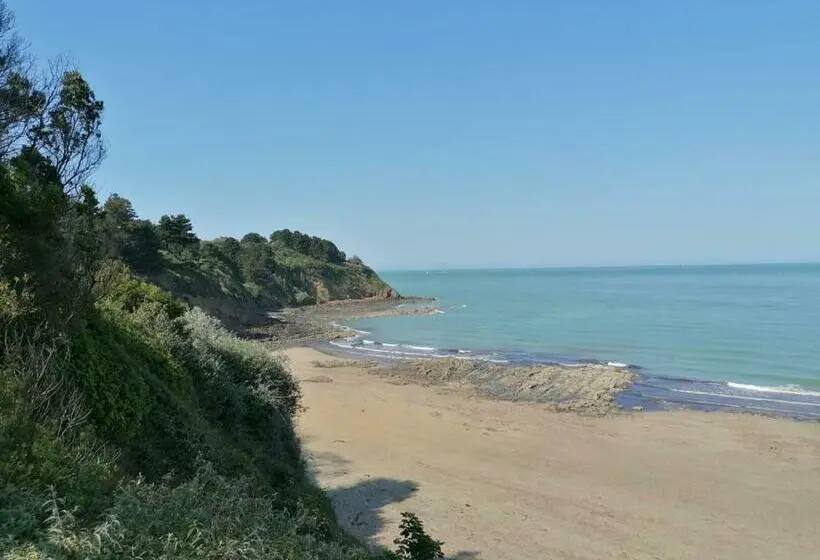 スタンダードルーム, Chambre D Hôte Privative  La Maison Bleue à La Mer