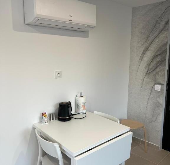 コンフォートトリプルルーム, L Etape, Logement Climatisé !