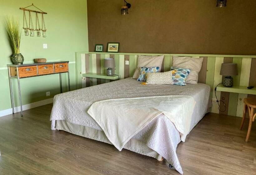 标准间, Le Clos De Bajardan