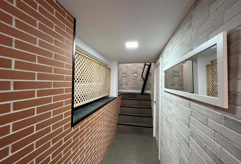 اتاق لوکس خانوادگی, Carcaixent 24