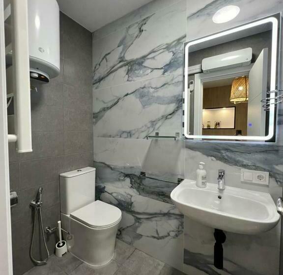 اتاق لوکس خانوادگی, Carcaixent 24