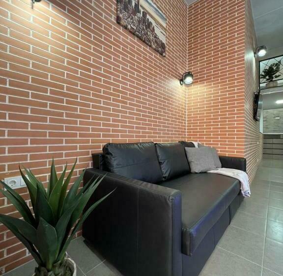 اتاق لوکس خانوادگی, Carcaixent 24