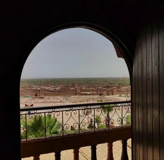 Perhehuone Puutarhanäkymä, Kasbah Of Peace & Boutique