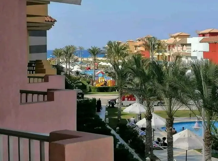 プールの見える１ベッドルームアパートメント, Green Porto Matrouh Beach Families Only