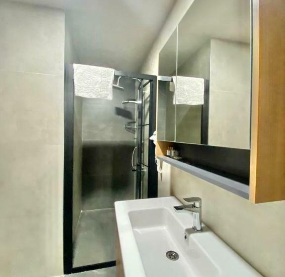 디럭스 패밀리 룸, Necip Bey Konağı