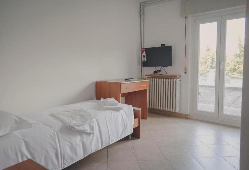 סוויטה, Albergo Panorama