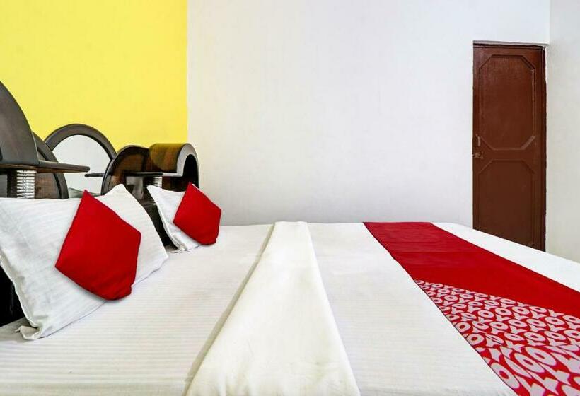 트리플 클래식 룸, Oyo Flagship 81395 Ashish