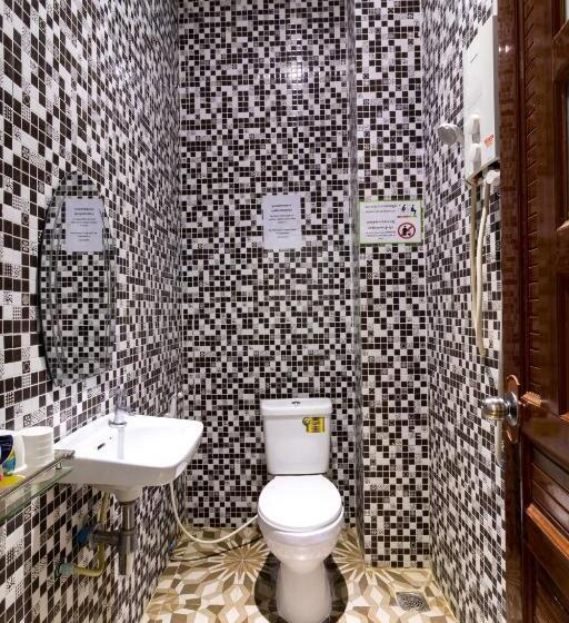 غرفة ديلوكس, Uptown Guest House