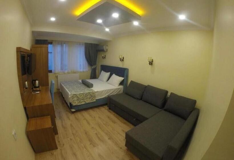اتاق استاندارد سه نفره, Riverland Suites Apart