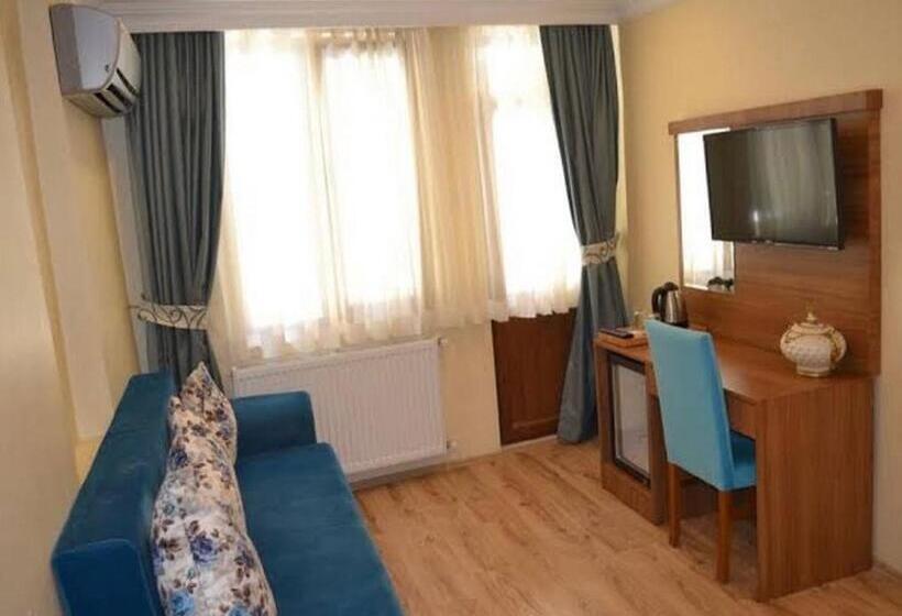 اتاق استاندارد سه نفره, Riverland Suites Apart