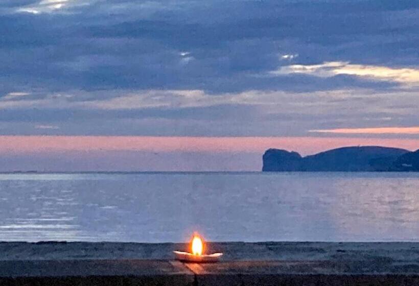 Номер Стандарт, Algherolux Free Secured Parking For Cars And Motorbikes