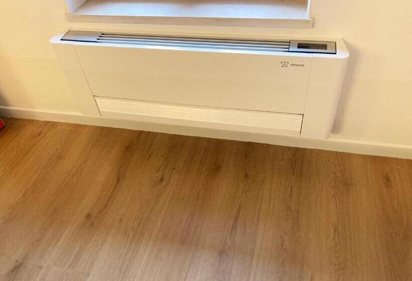 Номер Deluxe Вид на Сад, Algherolux Free Secured Parking For Cars And Motorbikes