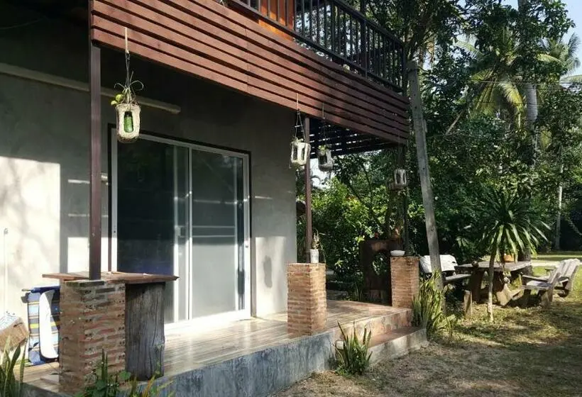 ガーデンビュースーペリアールーム, Coconut Garden Bungalow โคโคนัท การ์เด้น บังกะโล