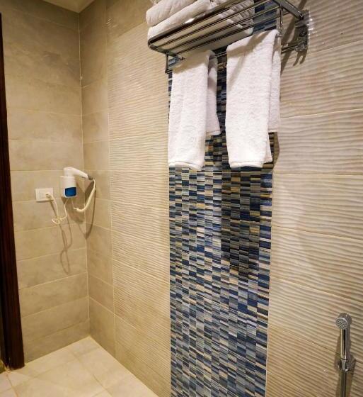 مجموعه ویستا شهر, Savoy Hotel Elminya