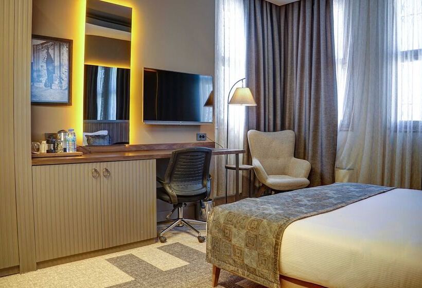 标准间, Four Mansions