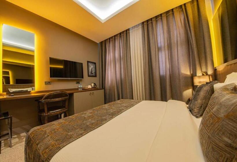 标准间, Four Mansions