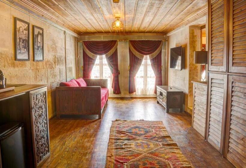 高级套房, Four Mansions