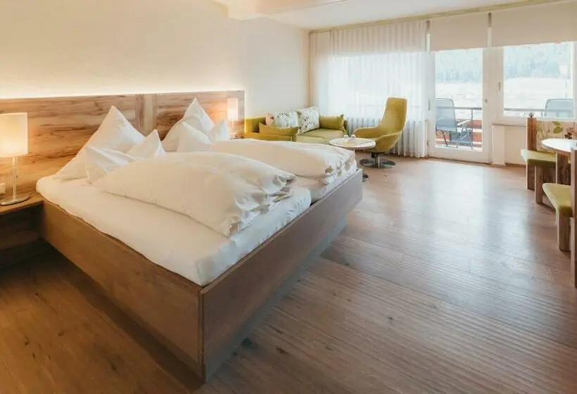 バルコニー付きスタンダードルーム, Wellnesshotel Sonnenhalde Tonbach