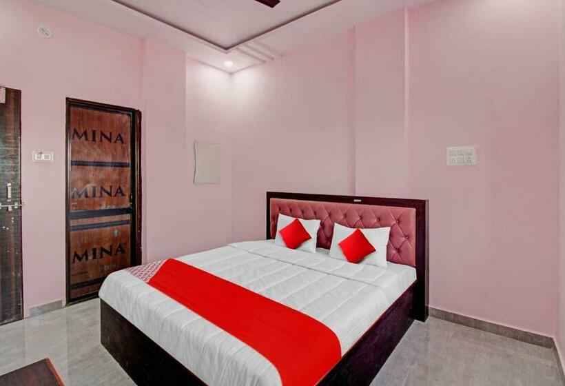 Quarto Triplo Clássico, Oyo Flagship 81359  Anand In