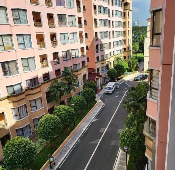 חדר משפחתי, Newport S Star At Montecito Residential Resort