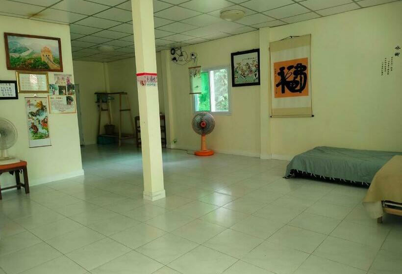Семейное Бунгало, Baan Namthip Homestay Trang บ้านน้าทิพย์ โฮมสเตย์ตรัง