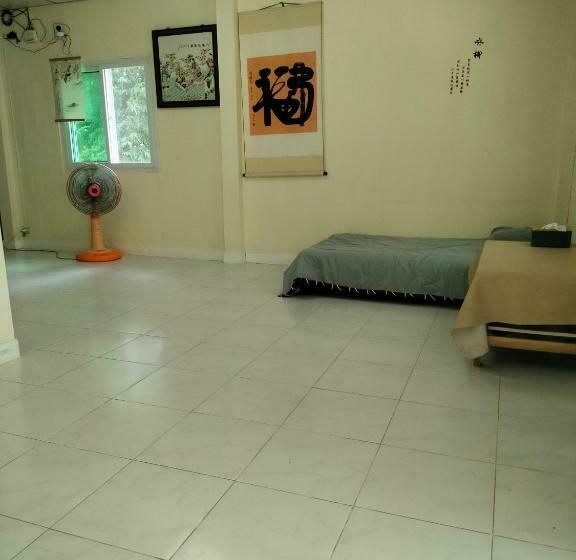 Bungalow Familiare, Baan Namthip Homestay Trang บ้านน้าทิพย์ โฮมสเตย์ตรัง