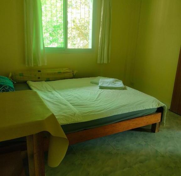 Bungalow Familiare, Baan Namthip Homestay Trang บ้านน้าทิพย์ โฮมสเตย์ตรัง