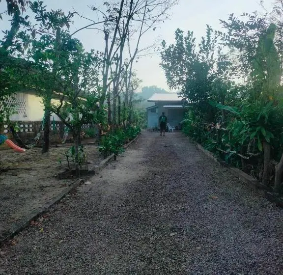 デラックススタジオ, Baan Namthip Homestay Trang บ้านน้าทิพย์ โฮมสเตย์ตรัง