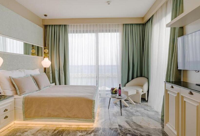 חדר סטנדרט, Blue Sea Karpasia