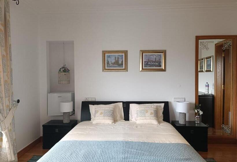 带阳台的三人标准间, Casa Grande