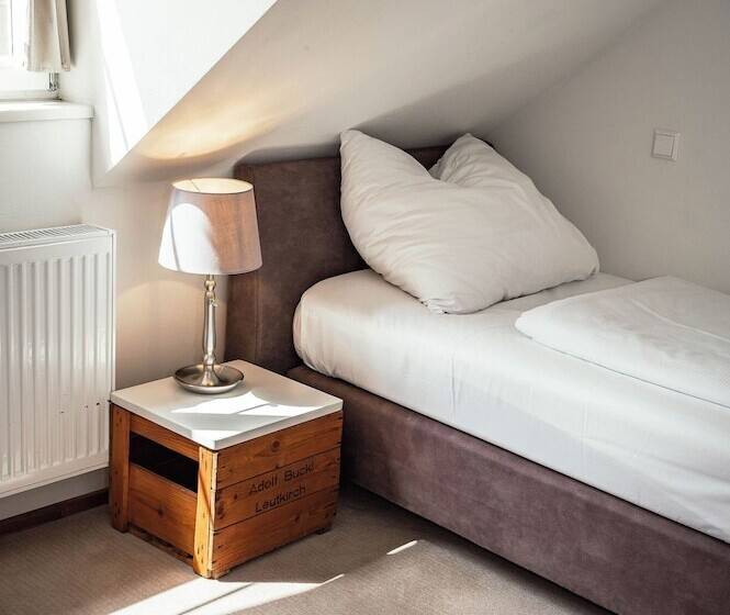 スタンダードルーム, Allgäuer Genusshotel Und Historischer Dorfgasthof Hirsch